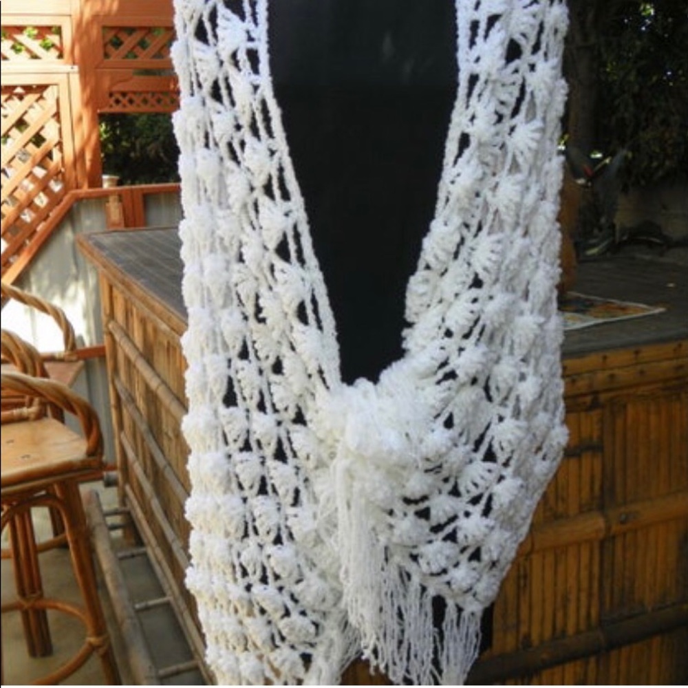 Beautiful Hand Crochet Shawl New